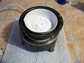 Прокаливание гранул безводного хлористого кальция